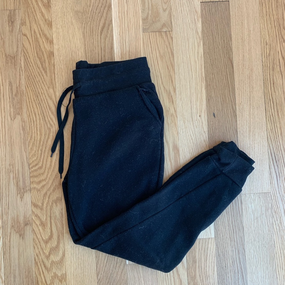 Black sweatpants